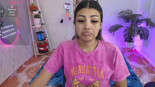 Snapshot of SALOOMEE__ chatting on 02/22/26, 02:26 SALOOMEE online show from 02/22/26, 02:26