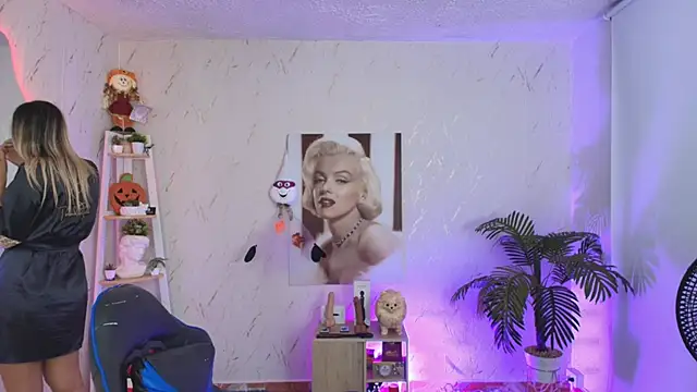 Snapshot of SALOOMEE__ chatting on 02/27/26, 09:31 SALOOMEE online show from 02/27/26, 09:31