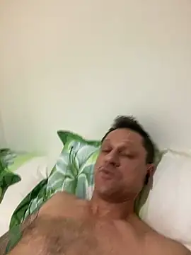 Yourhotboy 42 online show from 02/03/25, 06:17