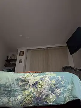 Nicolds14 online show from 04/07/26, 12:22