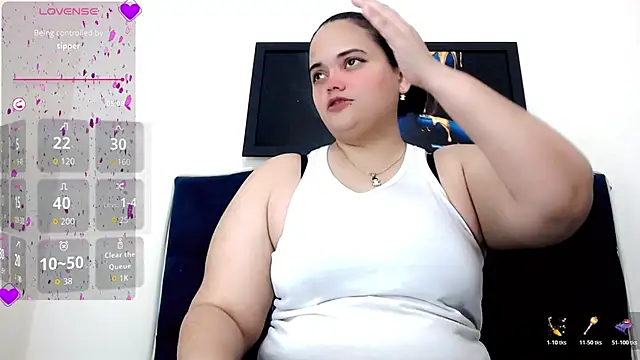 brunnette hot online show from 11/08/25, 10:59