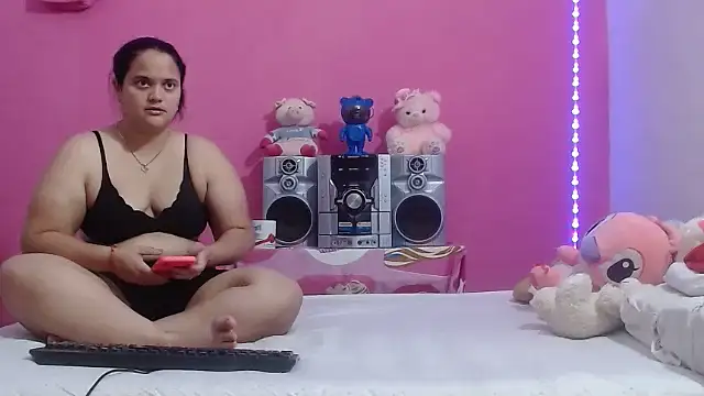 Snapshot of brunnette_hot chatting on 07/10/26, 01:58 brunnette hot online show from 07/10/26, 01:58