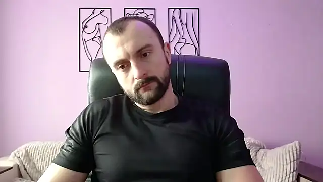 brindlefly6969 online show from 02/17/25, 12:16