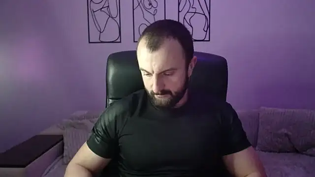 brindlefly6969 online show from 11/25/25, 12:27