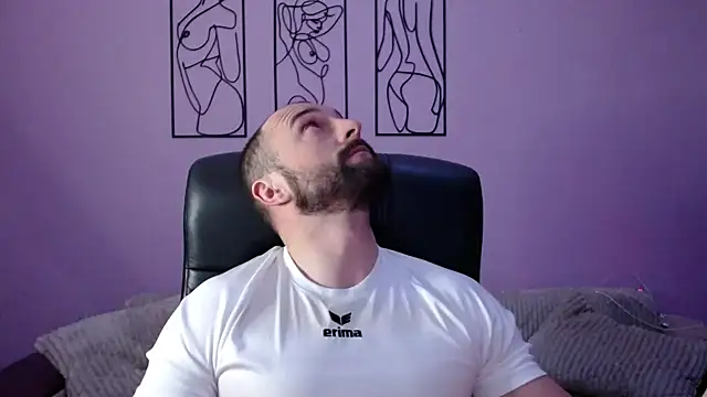 brindlefly6969 online show from 01/12/26, 12:21