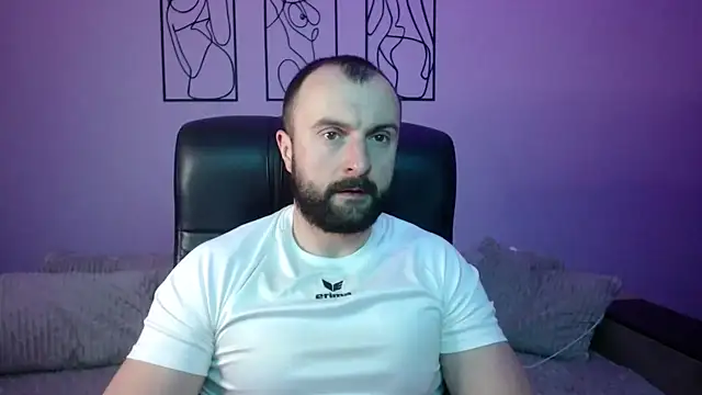 brindlefly6969 online show from 04/11/26, 10:30