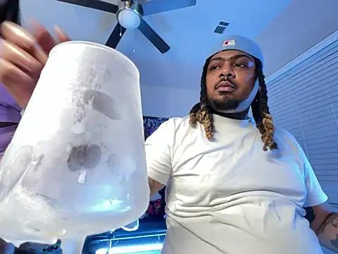 4EVAGLACIERS online show from 04/24/26, 02:58