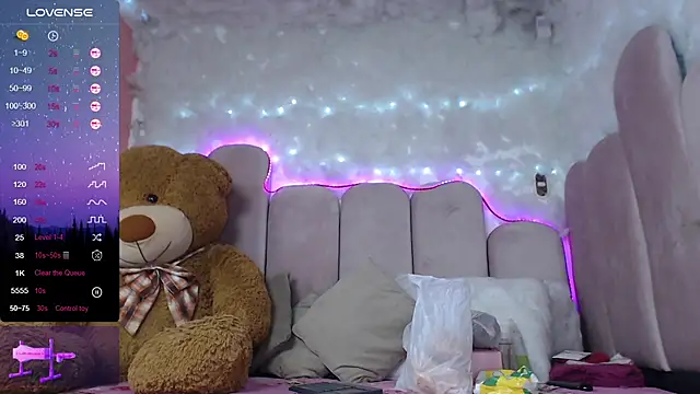 Snapshot of puca_ebony chatting on 01/22/25, 12:38 puca ebony online show from 01/22/25, 12:38