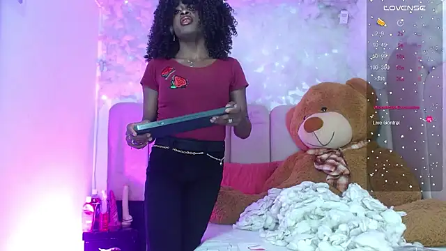 puca ebony online show from 12/04/25, 07:33