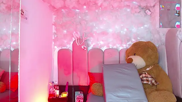 puca ebony online show from 02/23/26, 12:35