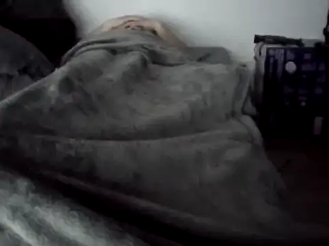 Snapshot of Iliketocooksquirt25 chatting on 02/13/25, 02:42 Iliketocooksquirt25 online show from 02/13/25, 02:42