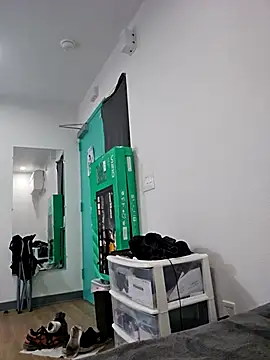 Snapshot of Iliketocooksquirt25 chatting on 10/05/25, 04:22 Iliketocooksquirt25 online show from 10/05/25, 04:22