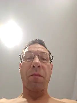 Snapshot of Iliketocooksquirt25 chatting on 11/28/25, 11:46 Iliketocooksquirt25 online show from 11/28/25, 11:46