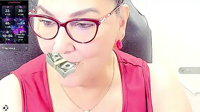 Snapshot of cataleya_mom chatting on 07/19/26, 02:59 cataleya mom online show from 07/19/26, 02:59