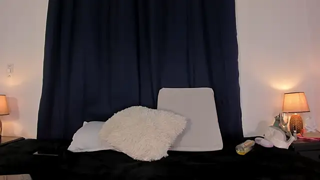 Snapshot of Jessica_Herrera_ chatting on 02/22/25, 10:52 Jessica Herrera online show from 02/22/25, 10:52