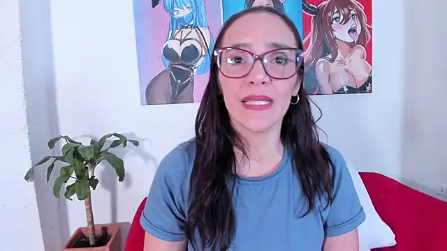 Snapshot of Jessica_Herrera_ chatting on 10/14/25, 08:42 Jessica Herrera online show from 10/14/25, 08:42