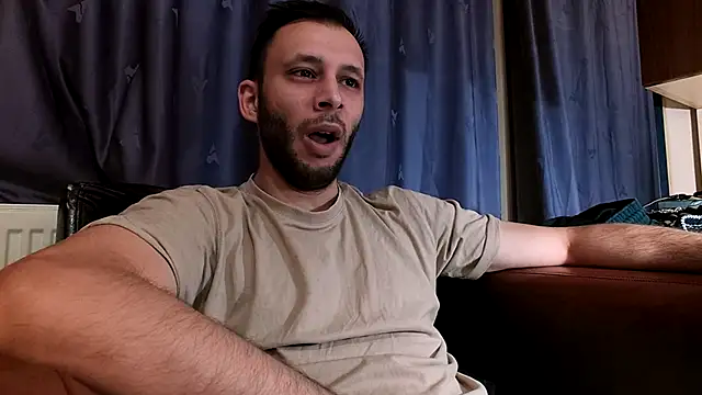 henryaxe online show from 12/05/24, 07:06