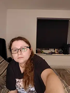 Kiarassecrets online show from 03/23/26, 08:57