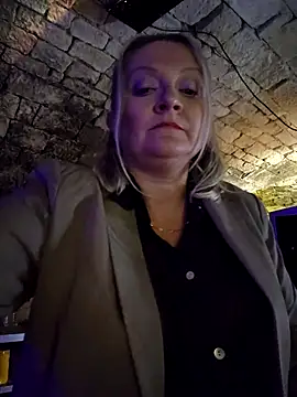 lady charlyne online show from 02/28/25, 08:39