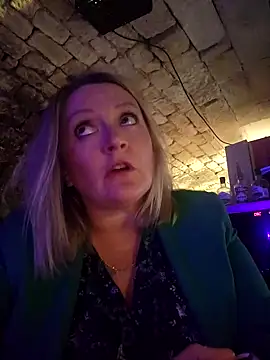 lady charlyne online show from 03/07/25, 08:44