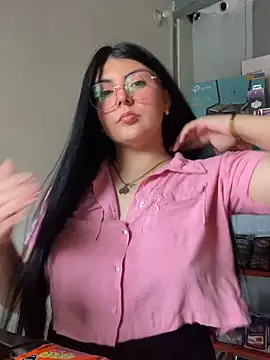 bella isabela online show from 09/14/25, 08:41