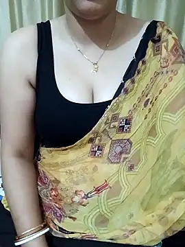 Priya Boudi online show from 01/01/25, 07:53