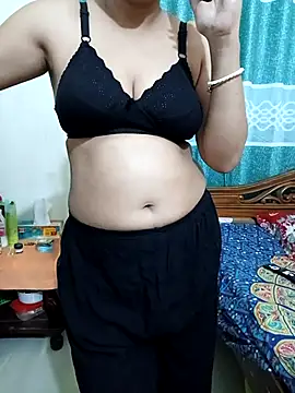 Priya Boudi online show from 03/01/25, 04:47