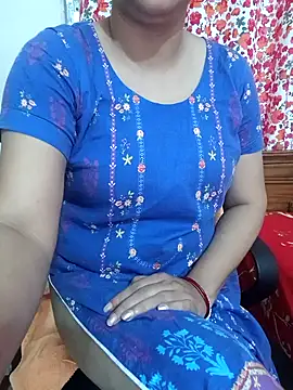 Priya Boudi online show from 01/13/26, 08:41