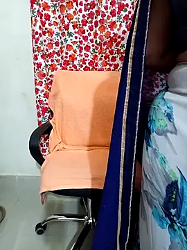 Priya Boudi online show from 03/13/26, 06:14