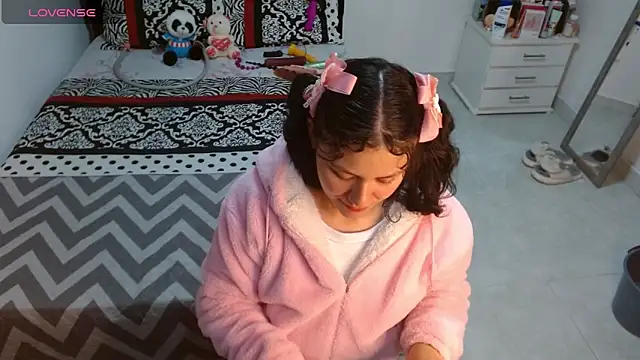 soniafuckboobs online show from 10/04/25, 12:52