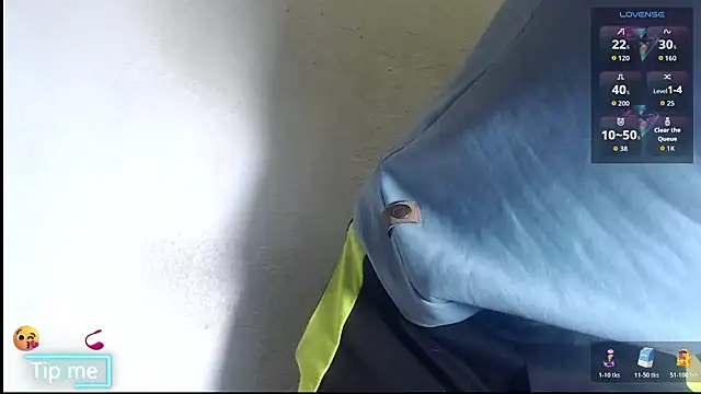 Snapshot of GrayHornyX chatting on 10/24/25, 07:49 GrayHornyX online show from 10/24/25, 07:49