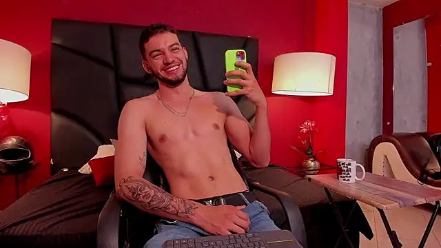 Michael magno online show from 01/12/25, 06:16