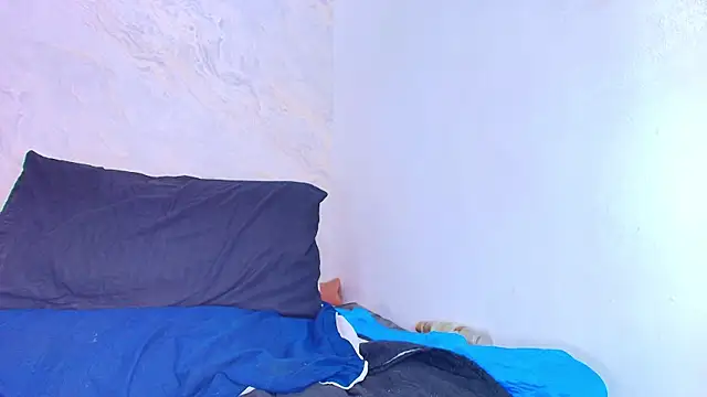 Snapshot of sofi_balvin chatting on 02/26/25, 01:32 sofi balvin online show from 02/26/25, 01:32