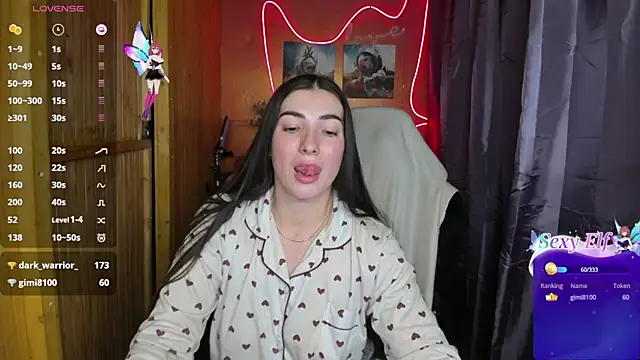 Snapshot of Fiery_Brunette_ chatting on 12/22/24, 06:26 Fiery Brunette  online show from 12/22/24, 06:26