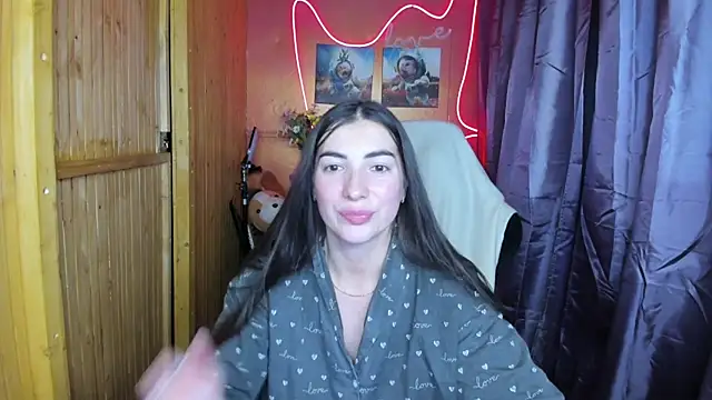 Snapshot of Fiery_Brunette_ chatting on 12/26/24, 08:50 Fiery Brunette  online show from 12/26/24, 08:50