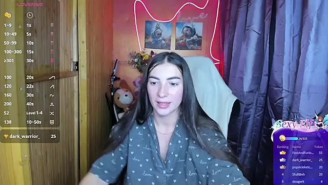 Snapshot of Fiery_Brunette_ chatting on 12/26/24, 09:04 Fiery Brunette  online show from 12/26/24, 09:04