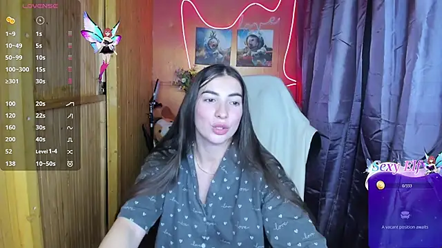 Snapshot of Fiery_Brunette_ chatting on 12/27/24, 12:45 Fiery Brunette  online show from 12/27/24, 12:45