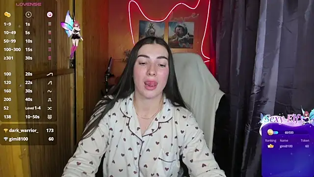 Snapshot of Fiery_Brunette_ chatting on 12/31/24, 08:59 Fiery Brunette  online show from 12/31/24, 08:59