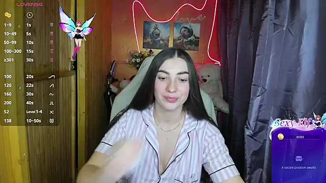 Snapshot of Fiery_Brunette_ chatting on 01/08/25, 01:32 Fiery Brunette  online show from 01/08/25, 01:32