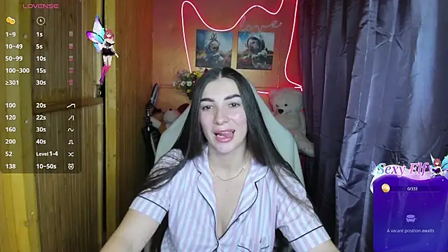 Snapshot of Fiery_Brunette_ chatting on 01/08/25, 12:05 Fiery Brunette  online show from 01/08/25, 12:05