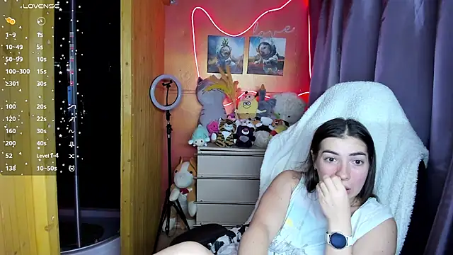 Fiery Brunette  online show from 03/09/26, 03:54