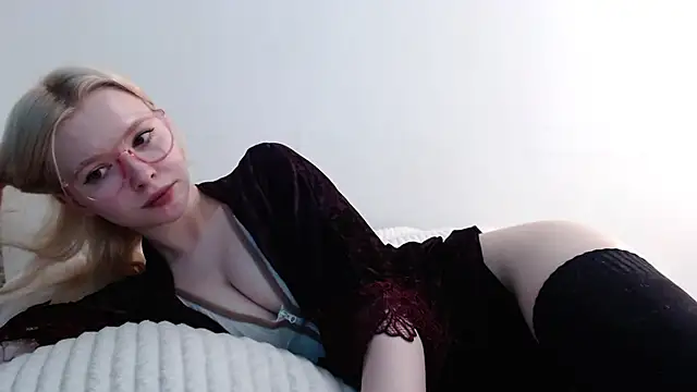 Snapshot of Sataobby chatting on 03/13/25, 05:28 Sataobby online show from 03/13/25, 05:28