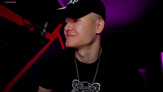 Snapshot of RODARRI chatting on 09/11/25, 09:37 RODARRI online show from 09/11/25, 09:37