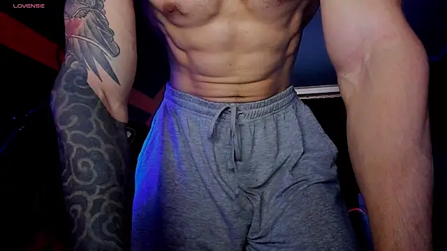 Snapshot of RODARRI chatting on 09/24/25, 04:38 RODARRI online show from 09/24/25, 04:38