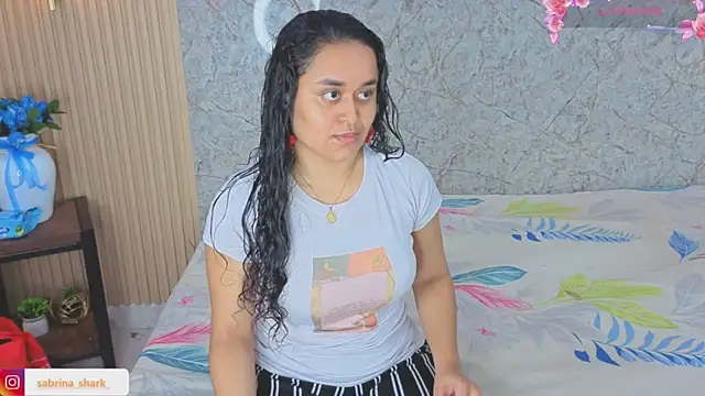 sabrina shark  online show from 12/19/25, 01:34