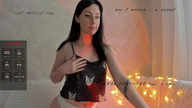 Snapshot of elena_addiction chatting on 01/14/25, 10:27 elena addiction online show from 01/14/25, 10:27