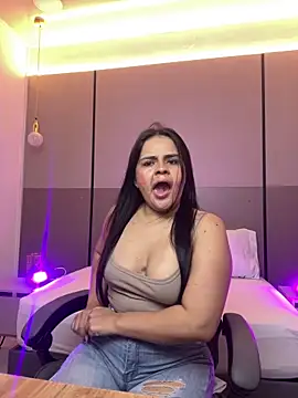 ayla13  online show from 03/09/26, 07:18