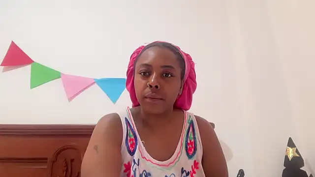 Snapshot of ChocolateCakeQueen chatting on 10/22/25, 12:49 ChocolateCakeQueen online show from 10/22/25, 12:49