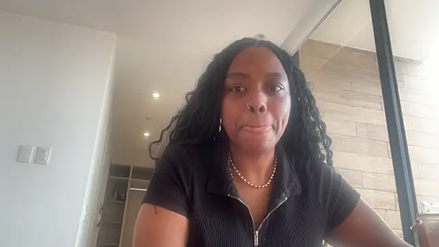 ChocolateCakeQueen online show from 03/21/26, 09:40