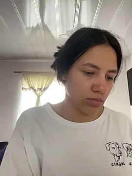 hannahb-e online show from 10/09/25, 03:21